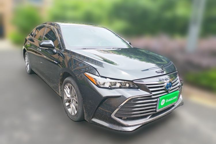 Used Toyota Avalon 2019 Dual-Engine 2.5L Luxury Edition China VI Standard Front Right 45 Deg