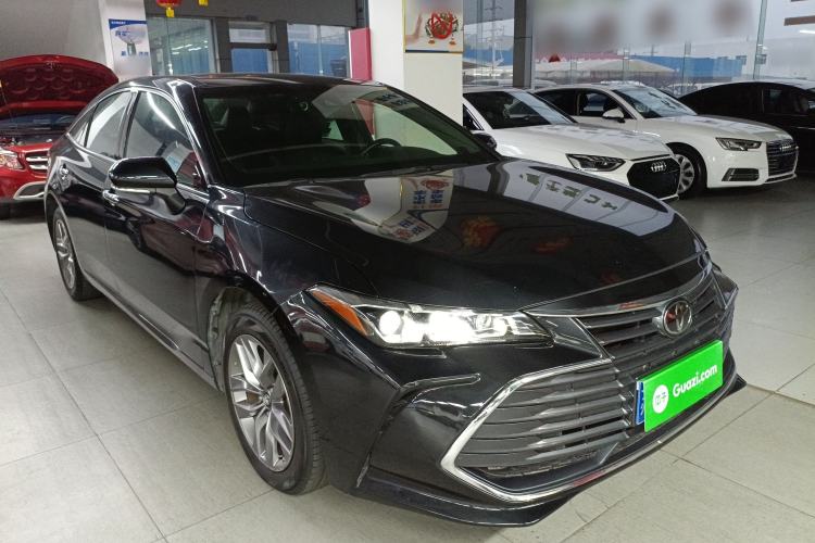 Used Toyota Avalon 2019 2.0L Luxury Edition China VI Standard Front Right 45 Deg