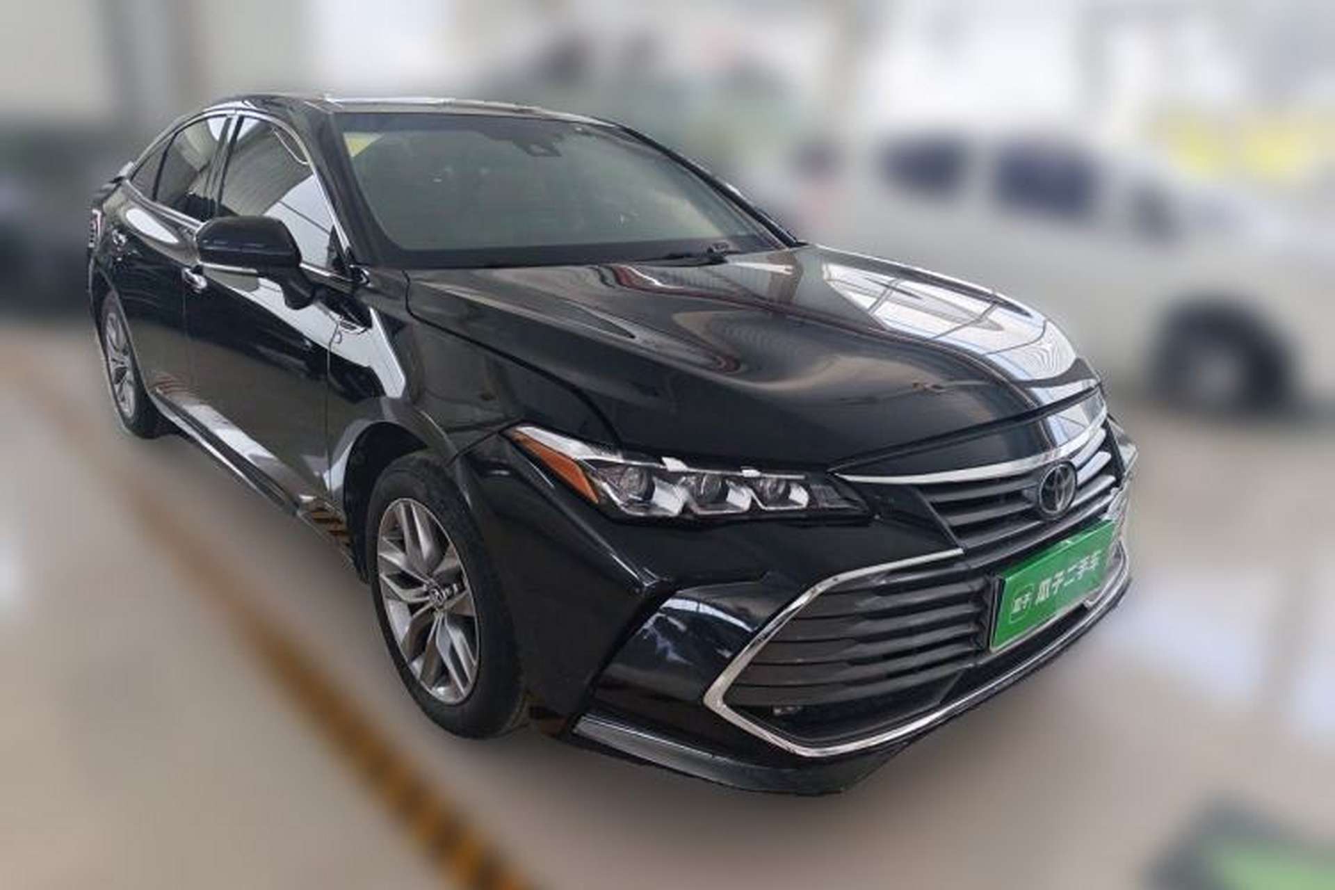 Used Toyota Avalon 2019 2.0L Luxury Edition China VI Standard Front Right 45 Deg
