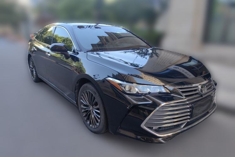 Used Toyota Avalon 2019 2.5L Touring Premium Version China VI Standard Front Right 45 Deg