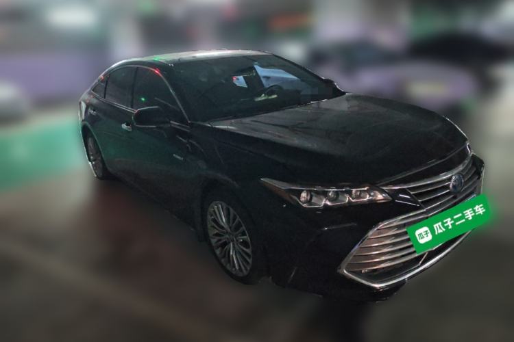 Used Toyota Avalon 2019 Dual-Engine 2.5L XLE Prestige Version China VI Standard Front Right 45 Deg