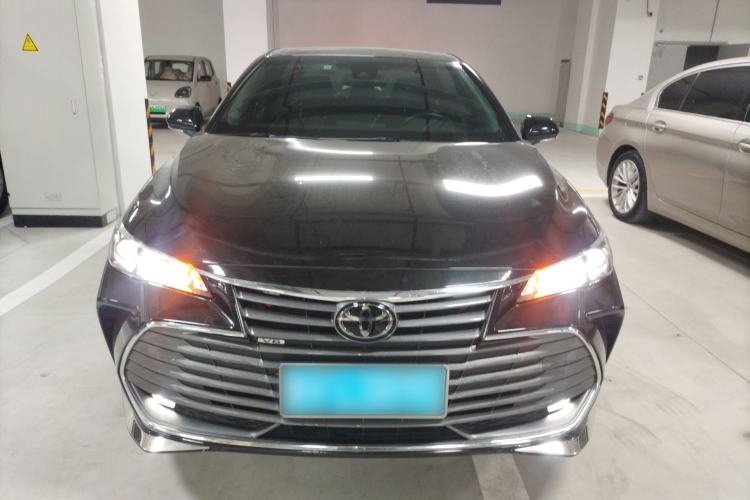 Used Toyota Avalon 2019 2.0L Luxury Edition China VI Standard Front