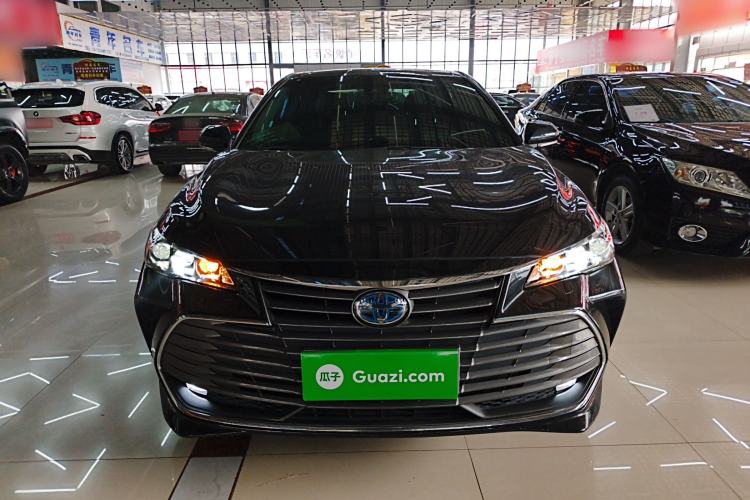Used Toyota Avalon 2019 Dual-Engine 2.5L Luxury Edition China VI Standard Front