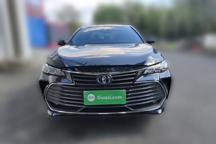 Used Toyota Avalon 2019 Dual-Engine 2.5L XLE Prestige Version China VI Standard Front