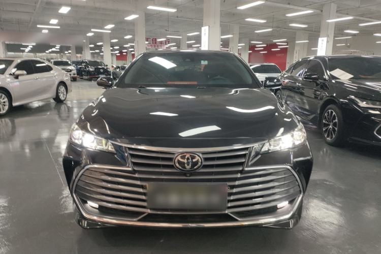 Used Toyota Avalon 2019 2.5L Touring Premium Version China VI Standard Front