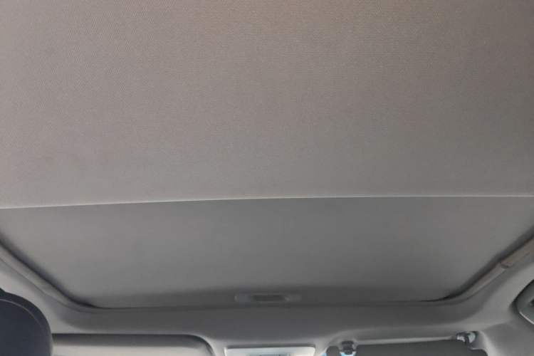 Used Toyota Avalon 2019 2.0L Ambition Edition China VI Headliner