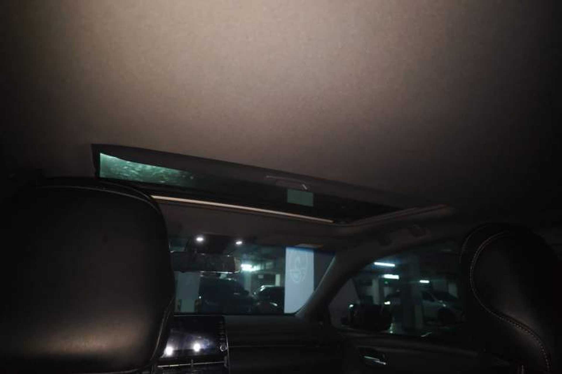 Used Toyota Avalon 2019 2.0L Ambition Edition China VI Headliner