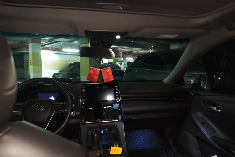 Used Toyota Avalon 2019 2.0L Luxury Edition China VI Standard Headliner