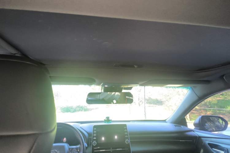 Used Toyota Avalon 2019 2.0L Luxury Edition China VI Standard Headliner