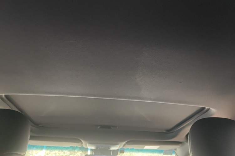 Used Toyota Avalon 2019 2.0L Ambition Edition China VI Headliner