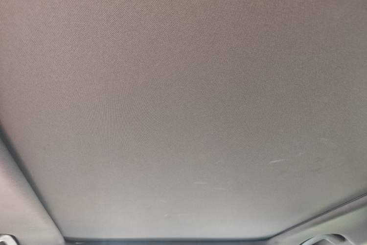Used Toyota Avalon 2019 Dual-Engine 2.5L Limited Flagship Edition China VI Standard Headliner