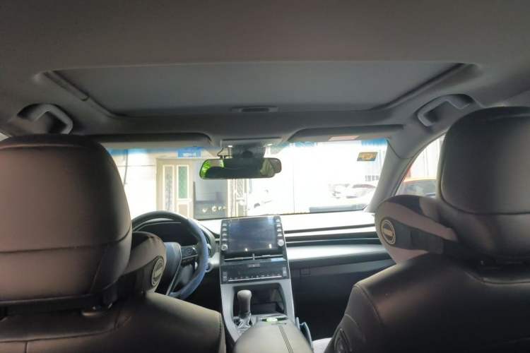 Used Toyota Avalon 2019 2.0L Luxury Edition China VI Standard Headliner