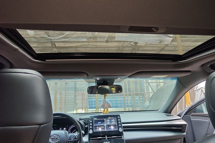 Used Toyota Avalon 2019 2.0L XLE Premium Edition China VI Headliner