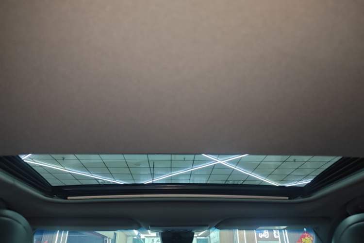 Used Toyota Avalon 2019 2.0L Luxury Edition China VI Standard Headliner