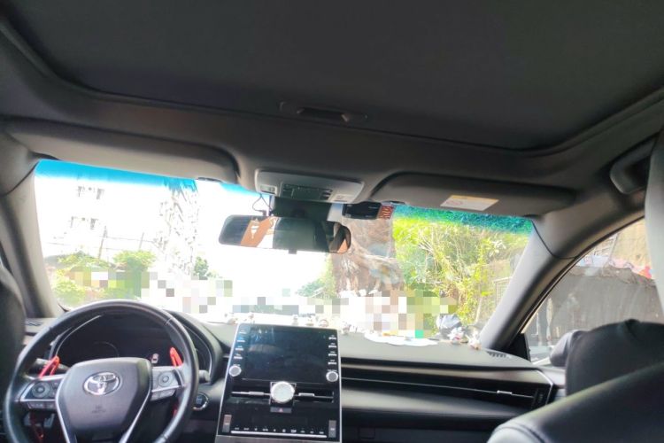 Used Toyota Avalon 2019 2.0L XLE Premium Edition China VI Headliner