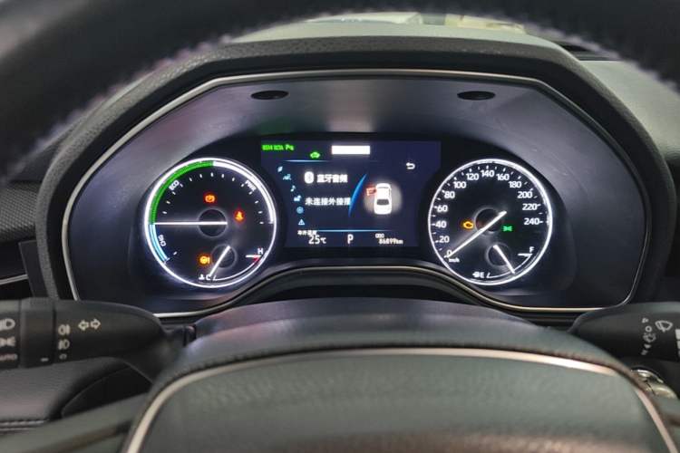 Used Toyota Avalon 2019 Dual-Engine 2.5L XLE Prestige Version China VI Standard Instrument Cluster