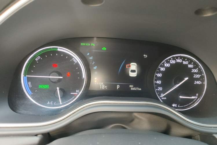 Used Toyota Avalon 2019 Dual-Engine 2.5L XLE Prestige Version China VI Standard Instrument Cluster