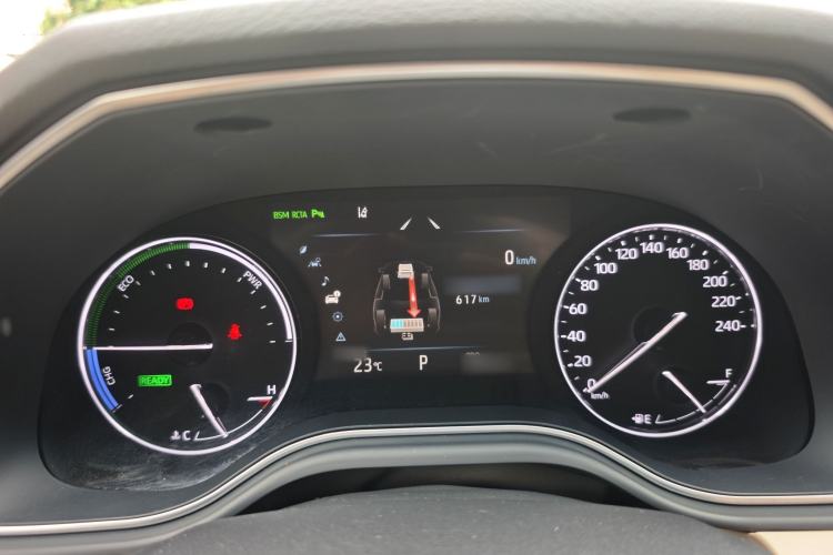 Used Toyota Avalon 2019 Dual-Engine 2.5L XLE Prestige Version China VI Standard Instrument Cluster