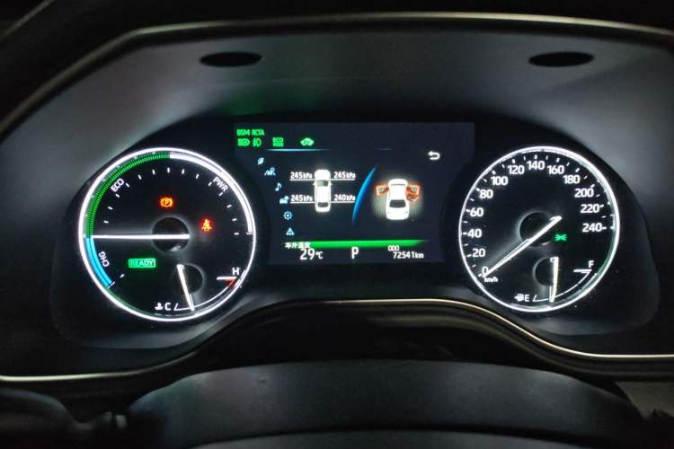 Used Toyota Avalon 2019 Dual-Engine 2.5L XLE Prestige Version China VI Standard Instrument Cluster