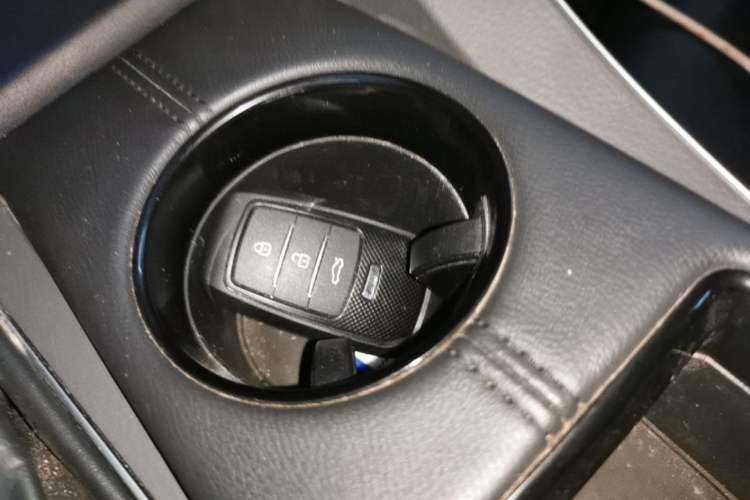 Used Toyota Avalon 2019 2.0L Ambition Edition China VI Interior 1