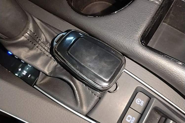 Used Toyota Avalon 2019 2.0L XLE Premium Edition China VI Interior 1