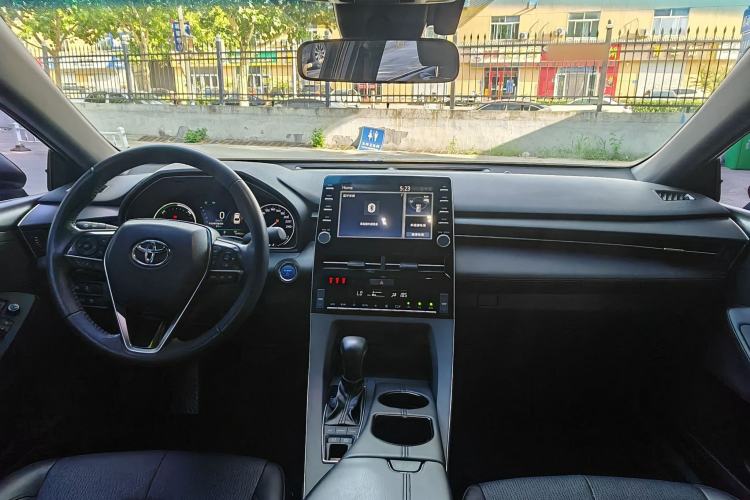 Used Toyota Avalon 2019 Dual-Engine 2.5L Luxury Edition China VI Standard Interior 1