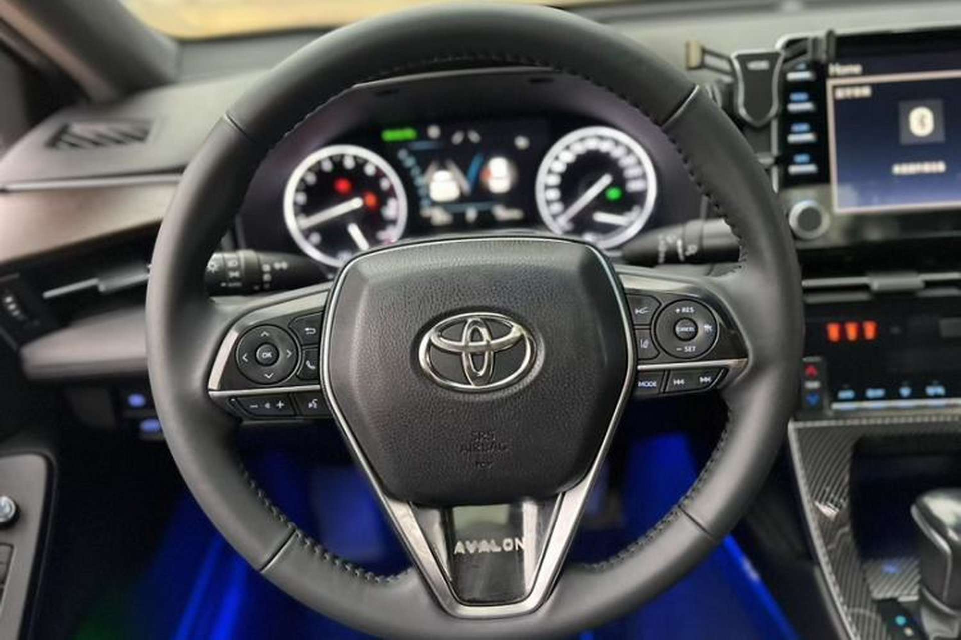 Used Toyota Avalon 2019 2.0L XLE Premium Edition China VI Interior 2