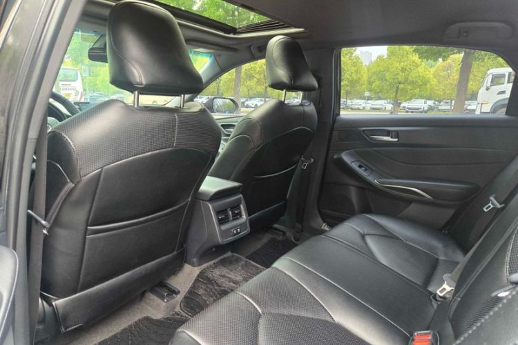 Used Toyota Avalon 2019 2.0L Ambition Edition China VI Interior 2