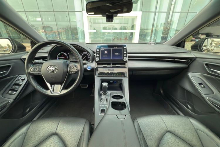 Used Toyota Avalon 2019 Dual-Engine 2.5L Luxury Edition China VI Standard Interior 2