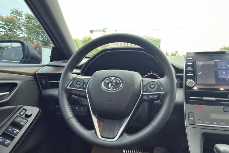 Used Toyota Avalon 2019 2.0L Luxury Edition China VI Standard Interior 4