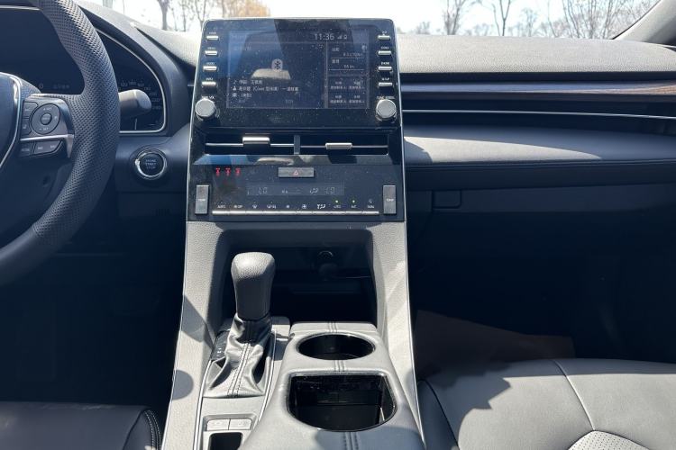Used Toyota Avalon 2019 2.0L Ambition Edition China VI Interior 5