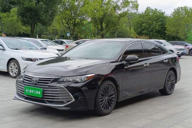 Used Toyota Avalon 2019 2.0L XLE Premium Edition China VI