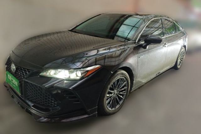 Used Toyota Avalon 2019 Dual-Engine 2.5L Luxury Edition China VI Standard