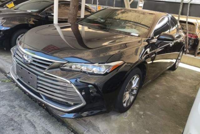 Used Toyota Avalon 2019 Dual-Engine 2.5L Luxury Edition China VI Standard