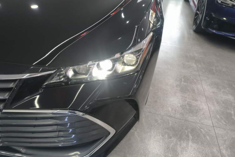 Used Toyota Avalon 2019 2.5L Ambition Version China VI Standard Left Front Headlight