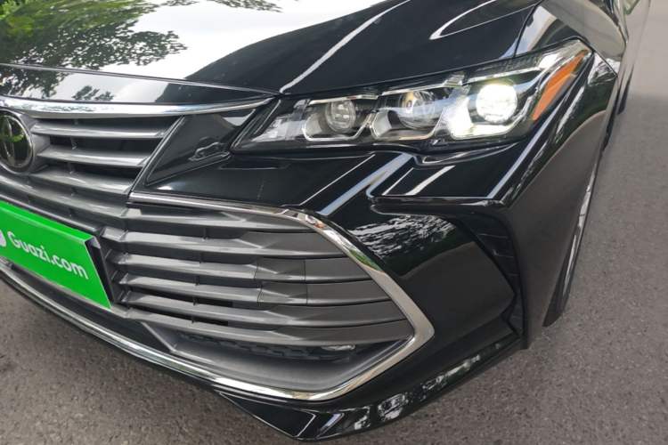 Used Toyota Avalon 2019 2.0L Ambition Edition China VI Left Front Headlight