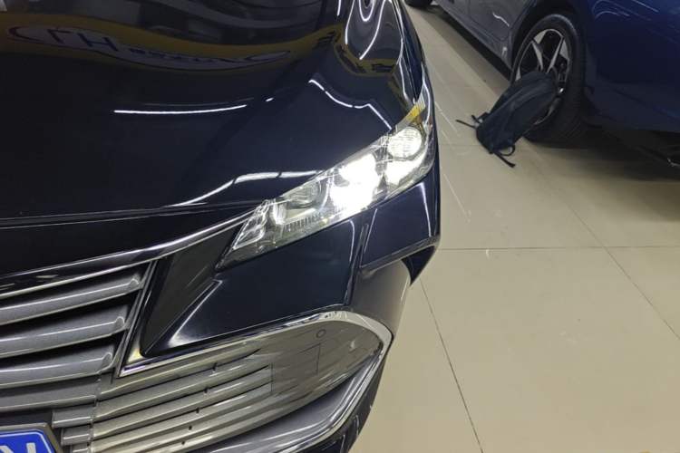 Used Toyota Avalon 2019 Dual-Engine 2.5L XLE Prestige Version China VI Standard Left Front Headlight