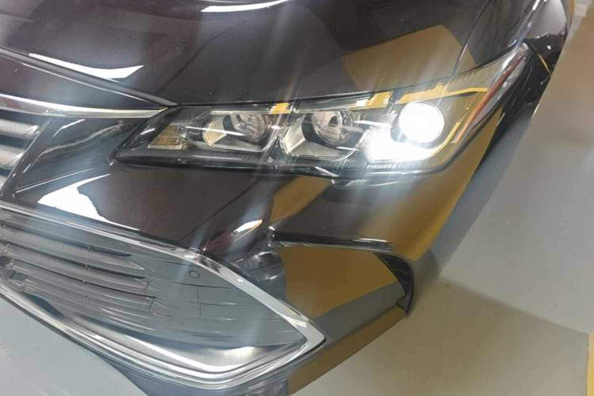 Used Toyota Avalon 2019 Dual-Engine 2.5L Limited Flagship Edition China VI Standard Left Front Headlight
