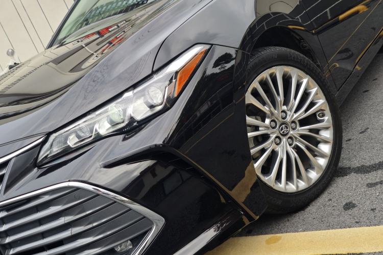 Used Toyota Avalon 2019 Dual-Engine 2.5L XLE Prestige Version China VI Standard Left Front Headlight