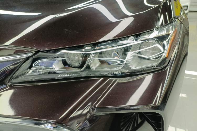 Used Toyota Avalon 2019 2.0L XLE Premium Edition China VI Left Front Headlight