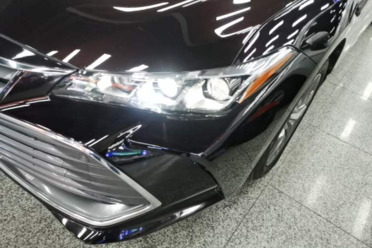 Used Toyota Avalon 2019 2.5L Ambition Version China VI Standard Left Front Headlight