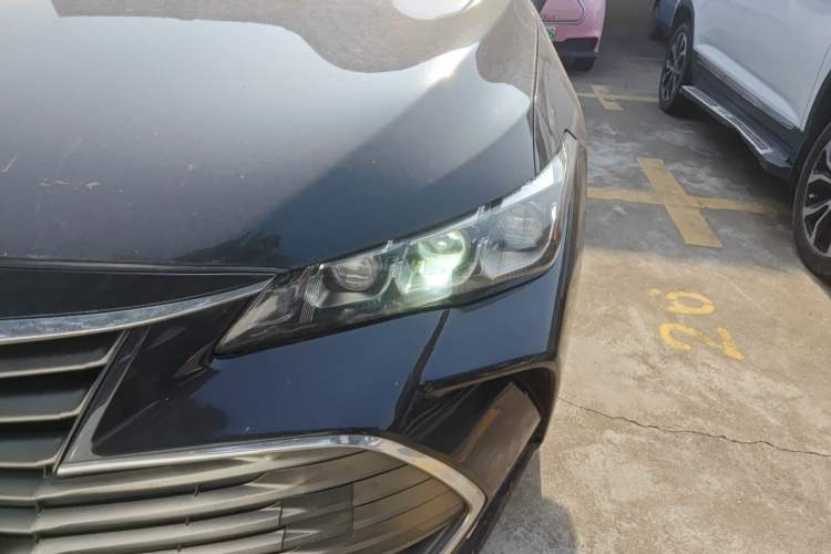 Used Toyota Avalon 2019 2.0L Ambition Edition China VI Left Front Headlight