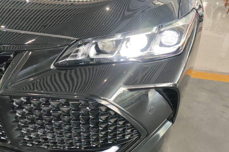 Used Toyota Avalon 2019 Dual-Engine 2.5L Luxury Edition China VI Standard Left Front Headlight