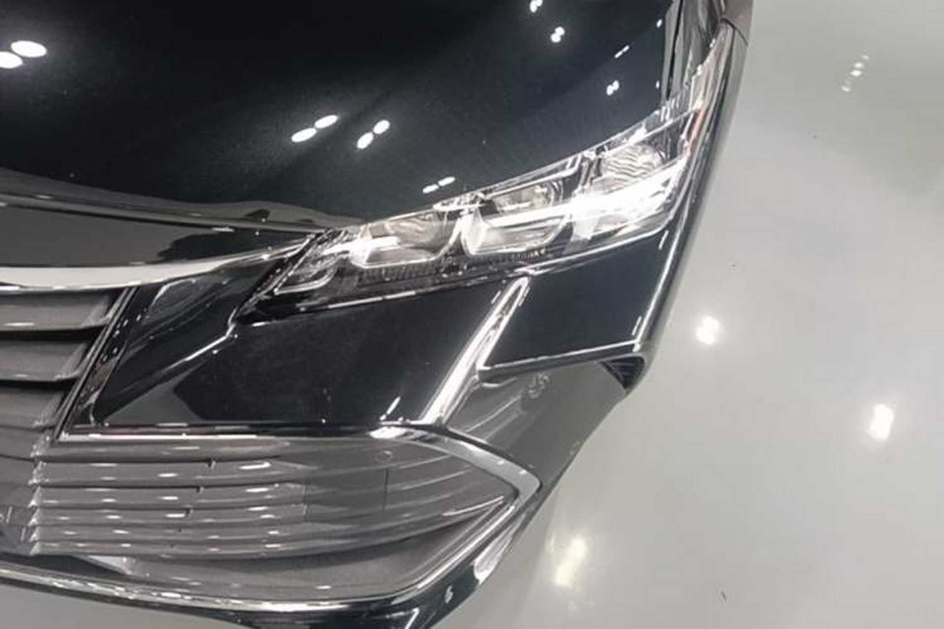 Used Toyota Avalon 2019 Dual-Engine 2.5L Luxury Edition China VI Standard Left Front Headlight