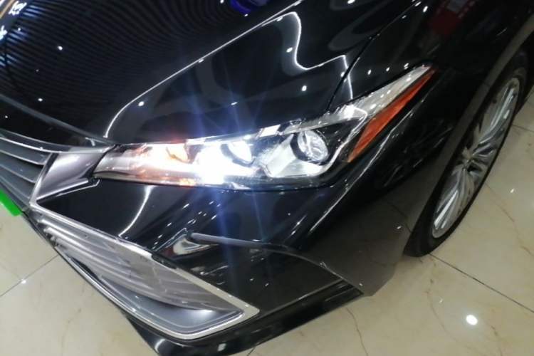 Used Toyota Avalon 2019 Dual-Engine 2.5L XLE Prestige Version China VI Standard Left Front Headlight