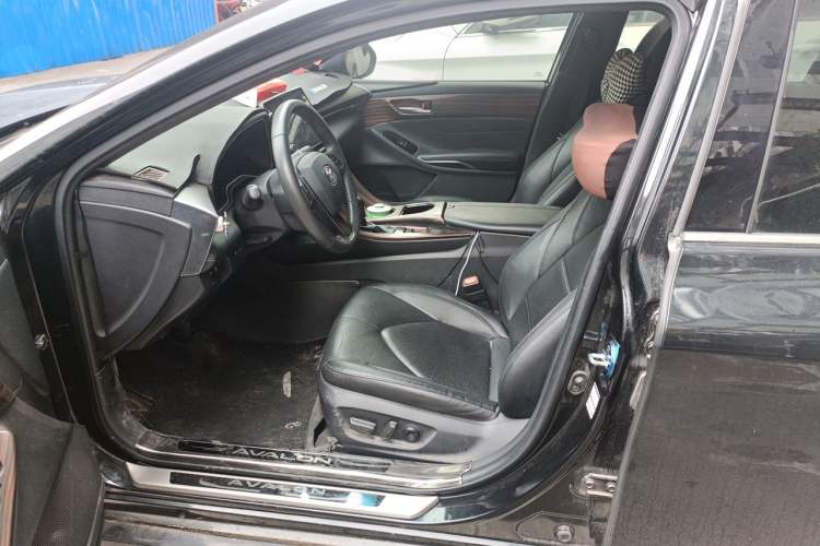 Used Toyota Avalon 2019 2.0L Luxury Edition China VI Standard Left Front Seat