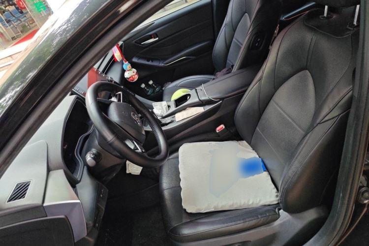 Used Toyota Avalon 2019 Dual-Engine 2.5L Luxury Edition China VI Standard Left Front Seat