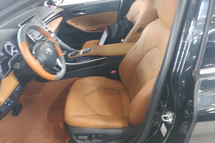 Used Toyota Avalon 2019 Dual-Engine 2.5L XLE Prestige Version China VI Standard Left Front Seat