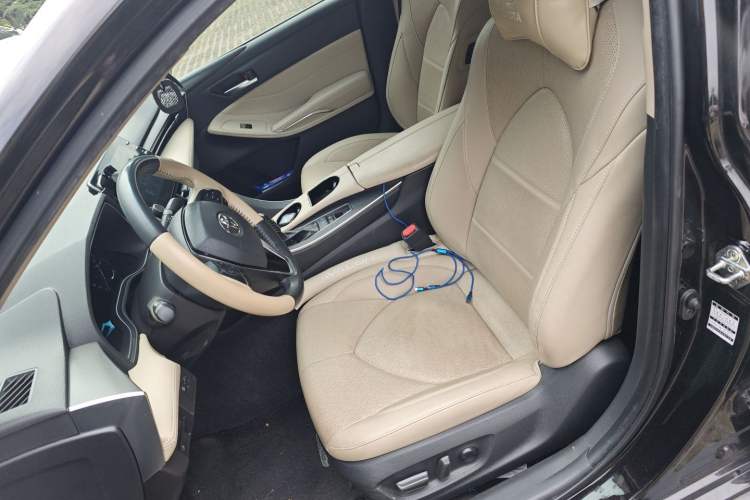 Used Toyota Avalon 2019 Dual-Engine 2.5L Luxury Edition China V Standard Left Front Seat