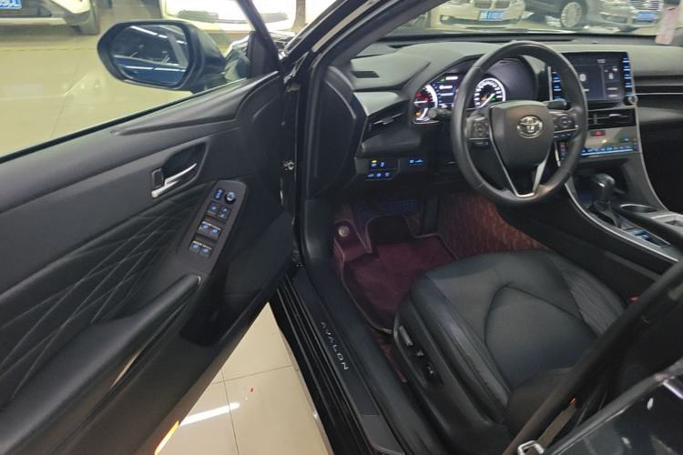 Used Toyota Avalon 2019 Dual-Engine 2.5L XLE Prestige Version China VI Standard Left Front Seat